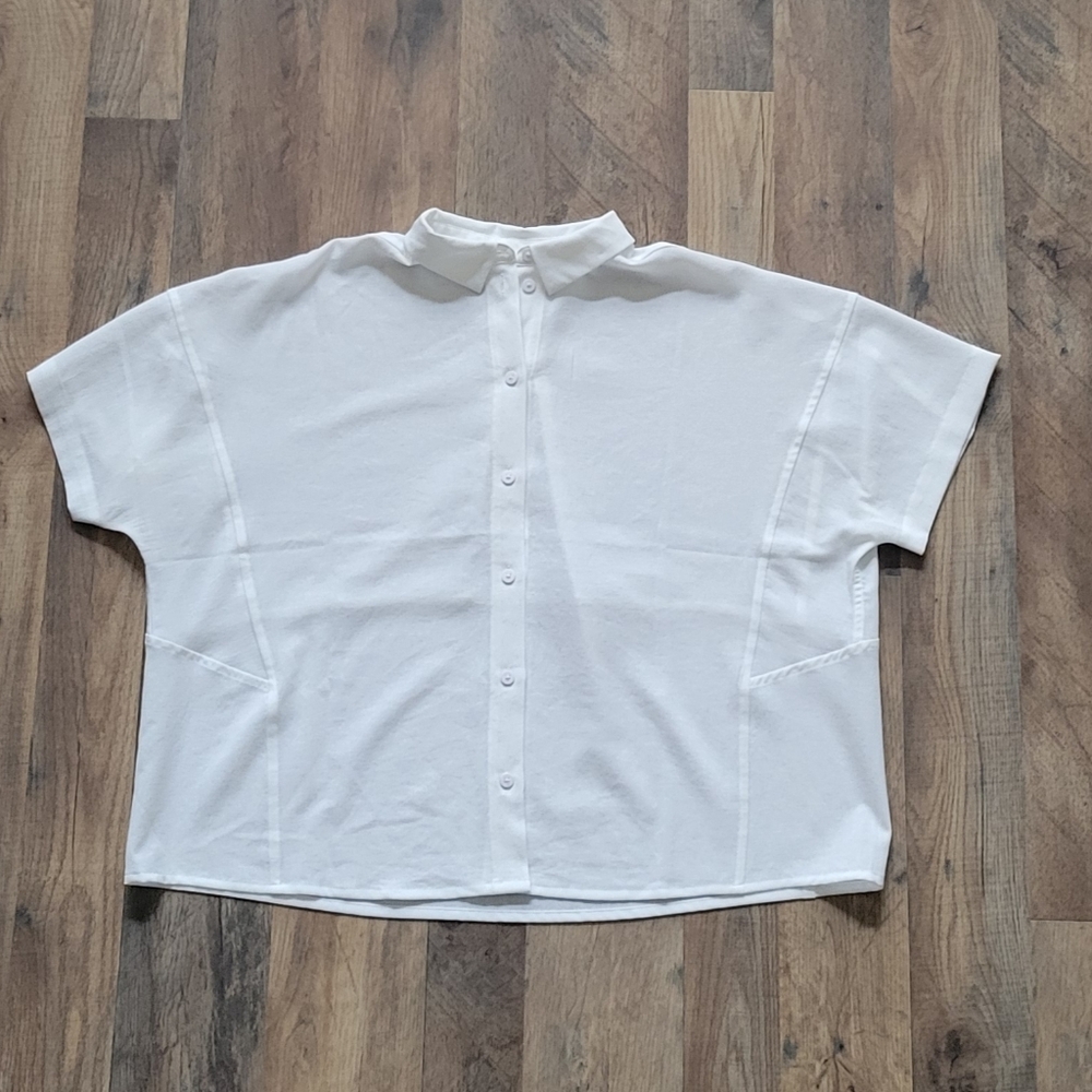 Women's Lululemon Full Day Ahead Short Sleeve Shirt - Picture 2 of 6